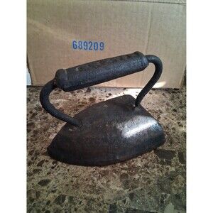 Vintage Cast Iron Sad Iron